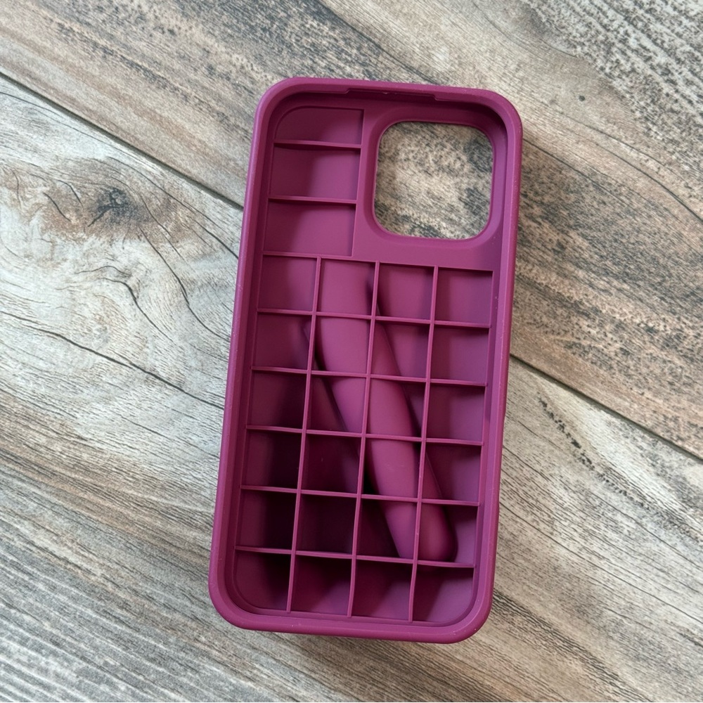 RHODE Raspberry Jelly iPhone 16Pro Max Case - Picture 2 of 6